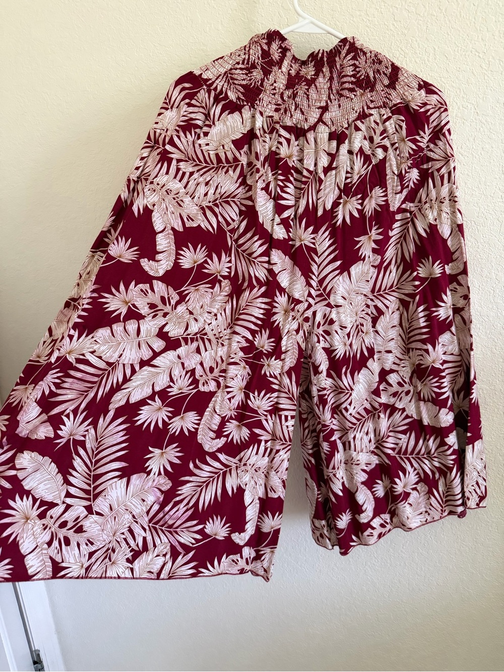 Women's Burgundy Tropical Print Gaucho Pants